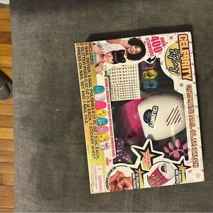 Gel-a-Peel Ultimate Nail Glam Salon